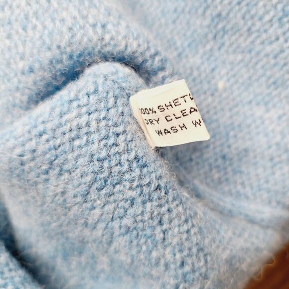 Scottish Shetland Wool Sweater - Picture 8 of 16